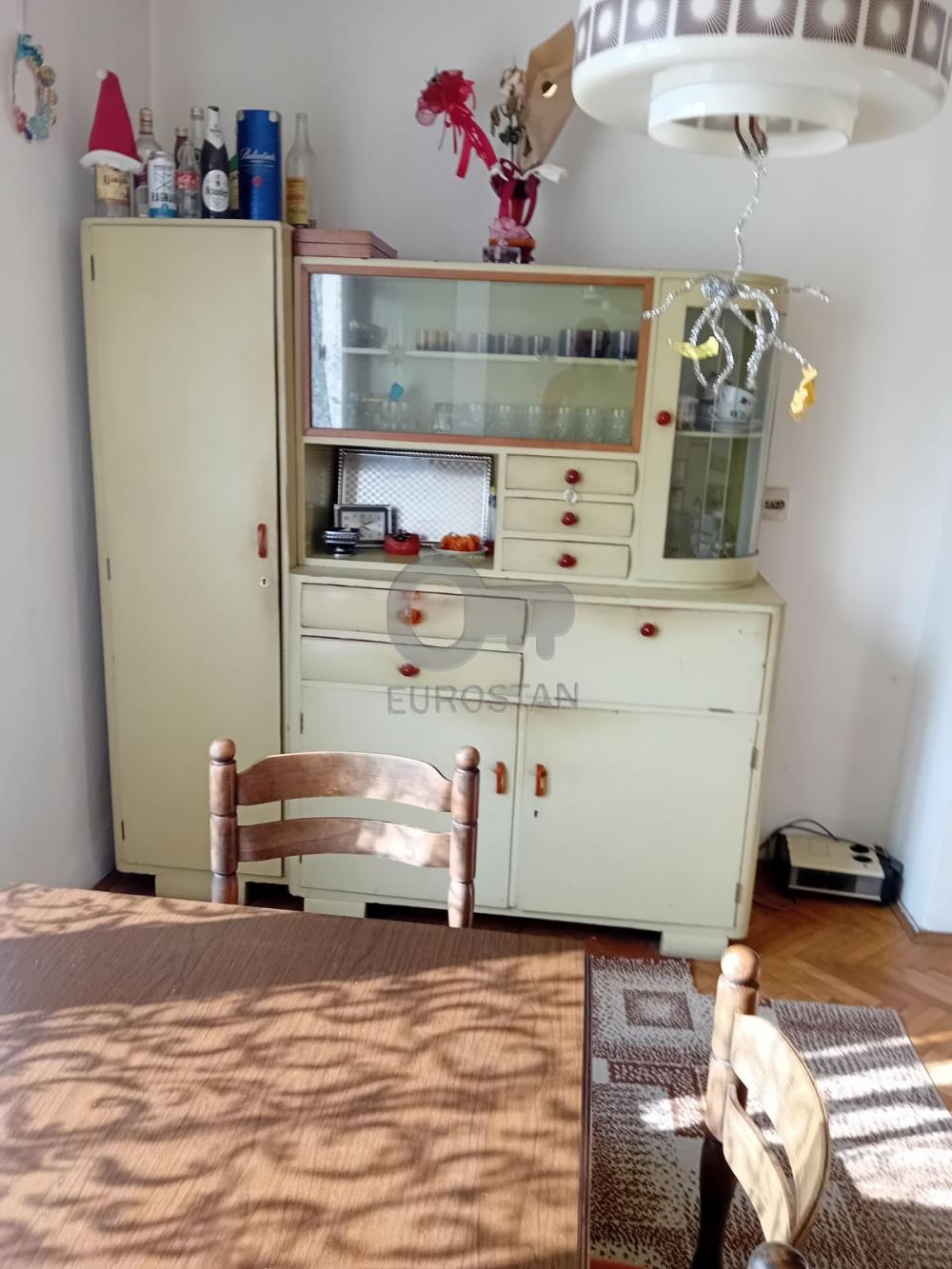 Stan na prodaju u Beogradu, Braće Jerković, dvosoban, 60m2, cena 120000 evra