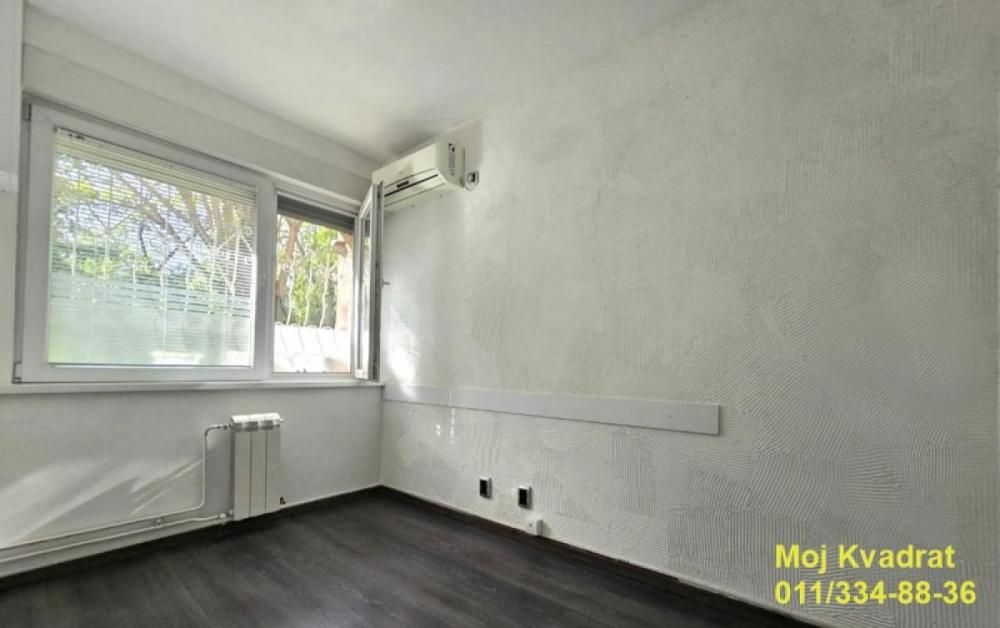Stan na prodaju u Beogradu, Novi Beograd blok 38 (OŠ Ratko Mitrović), troiposoban, 64m2, cena 219000 evra