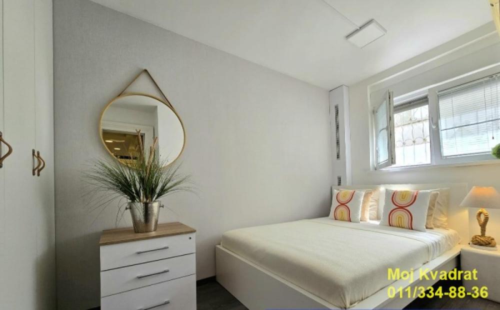 Stan na prodaju u Beogradu, Novi Beograd blok 38 (OŠ Ratko Mitrović), troiposoban, 64m2, cena 219000 evra