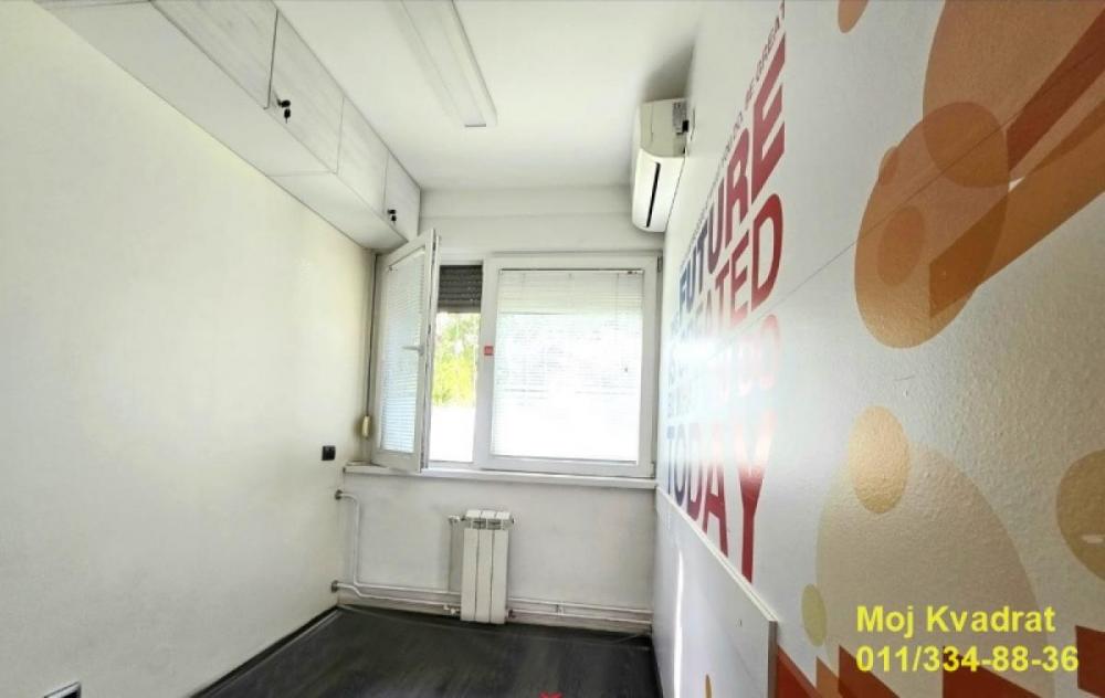 Stan na prodaju u Beogradu, Novi Beograd blok 38 (OŠ Ratko Mitrović), troiposoban, 64m2, cena 219000 evra