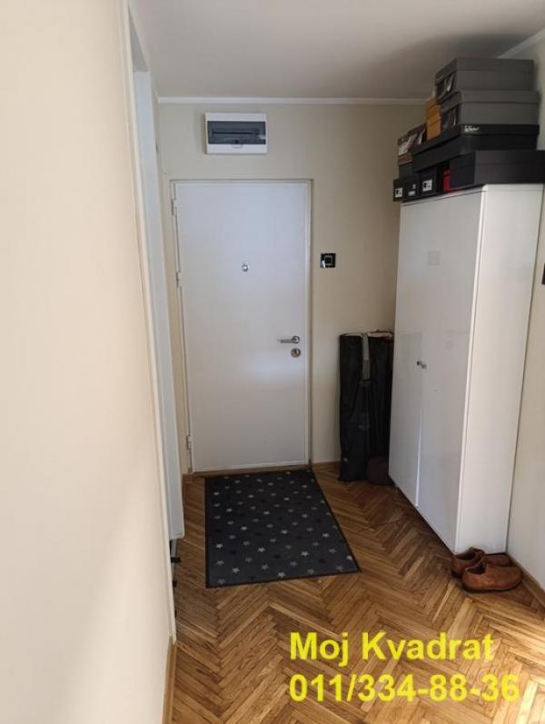 Stan na prodaju u Beogradu, Borča, dvosoban, 58m2, cena 109000 evra