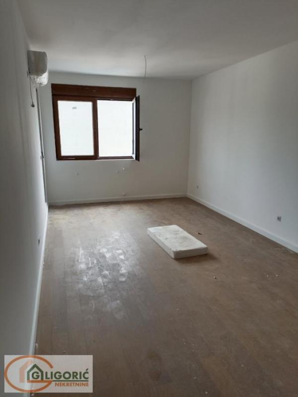 Stan na prodaju u Beogradu, Bulbulder, dvosoban, 51m2, cena 192000 evra