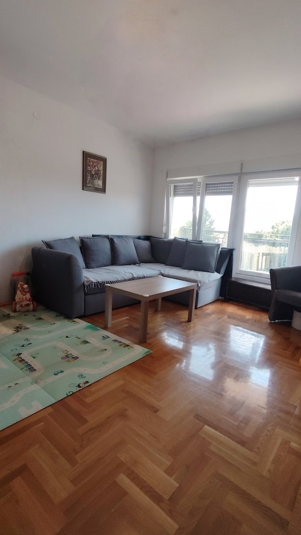 Stan na prodaju u Beogradu, Ledine, trosoban, 69m2, cena 162000 evra