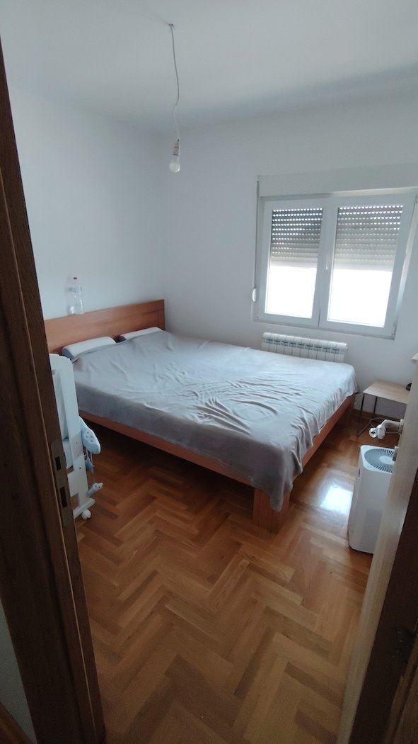 Stan na prodaju u Beogradu, Ledine, trosoban, 69m2, cena 162000 evra