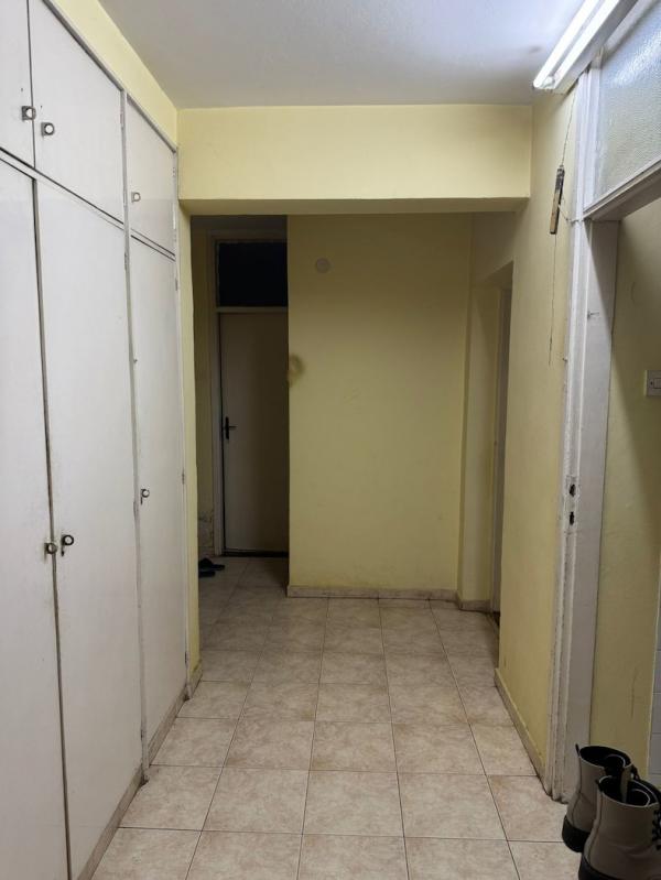 Stan na prodaju u Beogradu, Novi Beograd blok 33 (Genex kula), troiposoban, 77m2, cena 218000 evra
