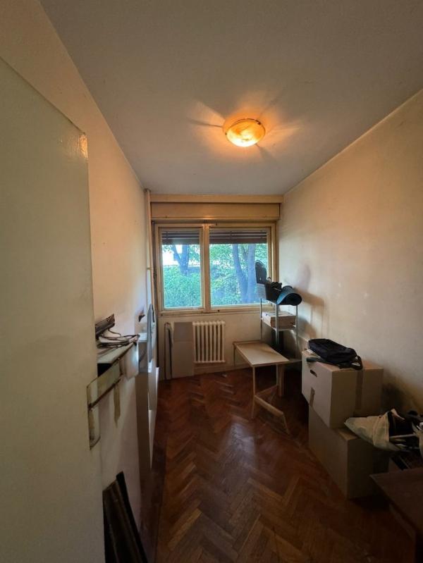Stan na prodaju u Beogradu, Novi Beograd blok 33 (Genex kula), troiposoban, 77m2, cena 218000 evra