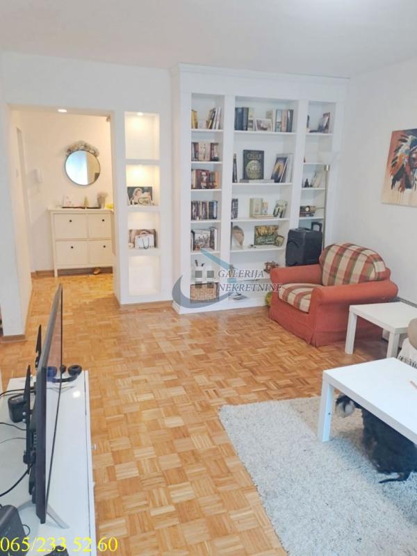 Stan na prodaju u Beogradu, Vidikovac, cetvorosoban, 94m2, cena 243000 evra