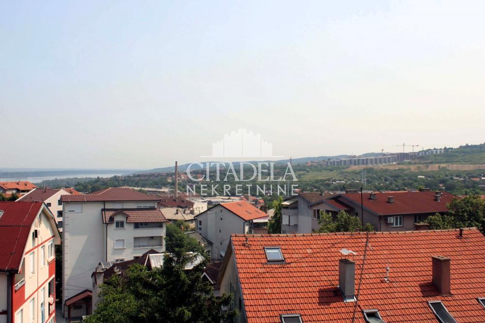 Stan na prodaju u Beogradu, Karaburma, jednosoban, 26m2, cena 73000 evra