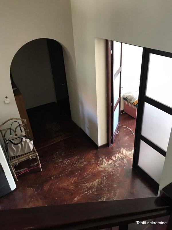 Stan na prodaju u Beogradu, Zemun Kej, cetvorosoban, 135m2, cena 430000 evra