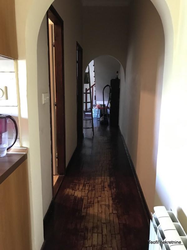 Stan na prodaju u Beogradu, Zemun Kej, cetvorosoban, 135m2, cena 430000 evra