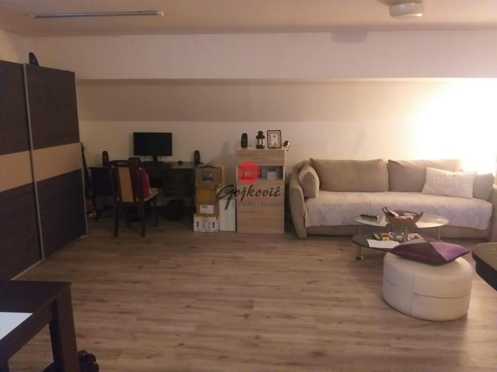 Stan na prodaju u Beogradu, Gornji Dorćol, dvosoban, 50m2, cena 115000 evra
