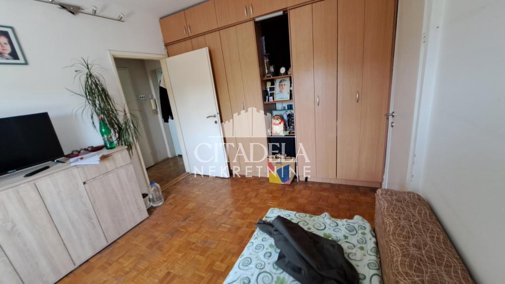 Stan na prodaju u Beogradu, Novi Beograd, jednoiposoban, 37m2, cena 135000 evra