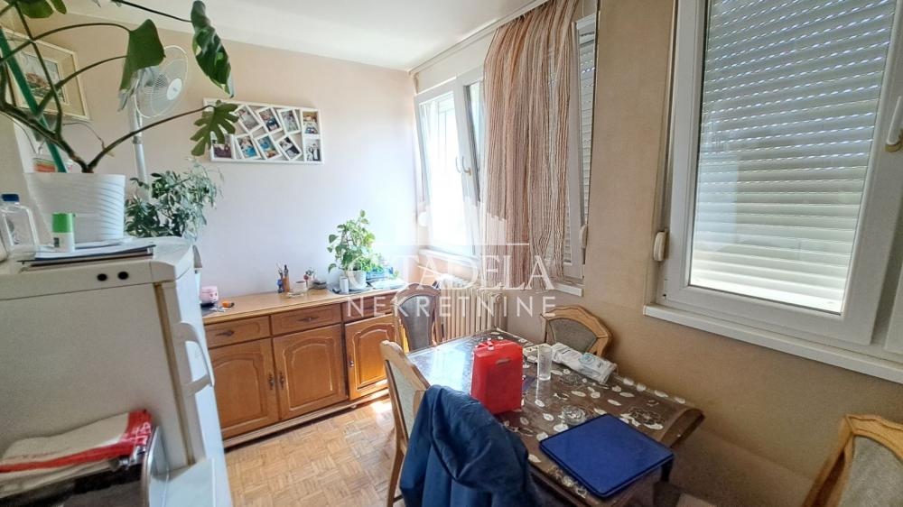 Stan na prodaju u Beogradu, Novi Beograd, jednoiposoban, 37m2, cena 135000 evra