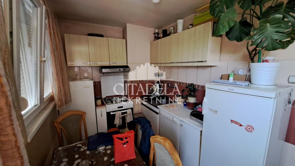Stan na prodaju u Beogradu, Novi Beograd, jednoiposoban, 37m2, cena 135000 evra