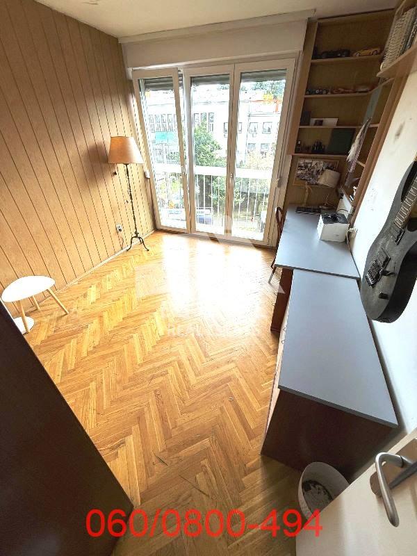 Stan na prodaju u Beogradu, Bulevar despota Stefana, troiposoban, 71m2, cena 240000 evra