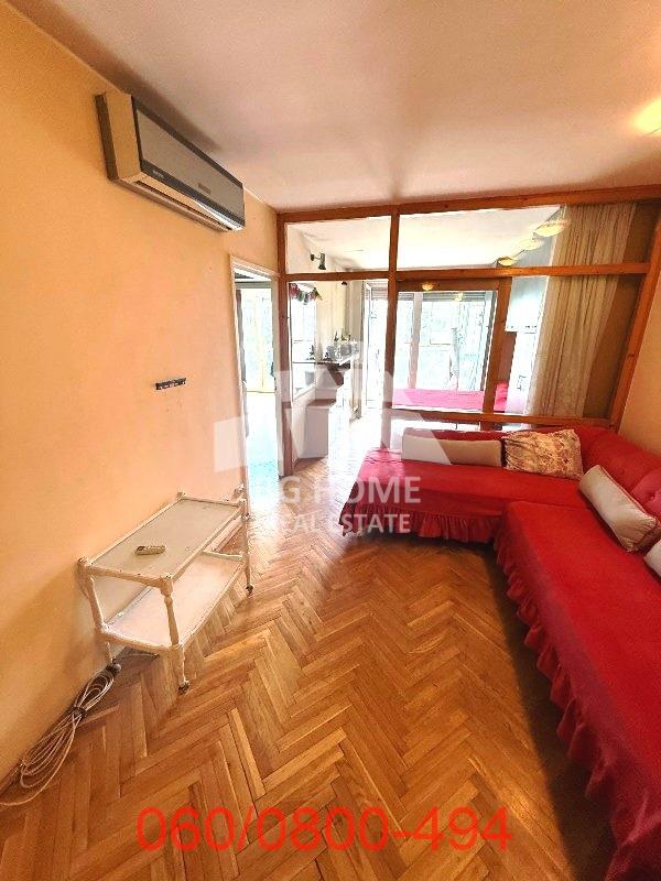 Stan na prodaju u Beogradu, Bulevar despota Stefana, troiposoban, 71m2, cena 240000 evra