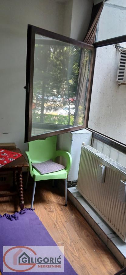 Stan na prodaju u Beogradu, Novi Beograd blok 63, jednoiposoban, 40m2, cena 142000 evra