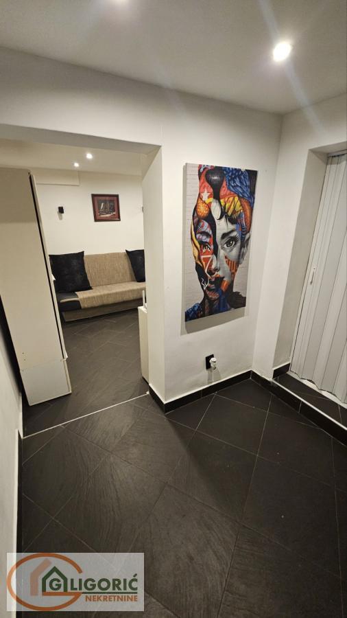 Stan na prodaju u Beogradu, Skadarlija, jednoiposoban, 35m2, cena 93000 evra