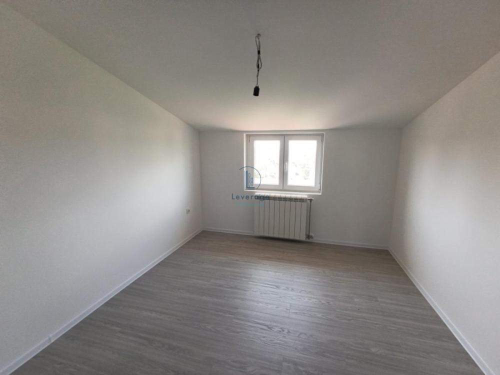 Stan na prodaju u Beogradu, dvoiposoban, 82m2, cena 101000 evra