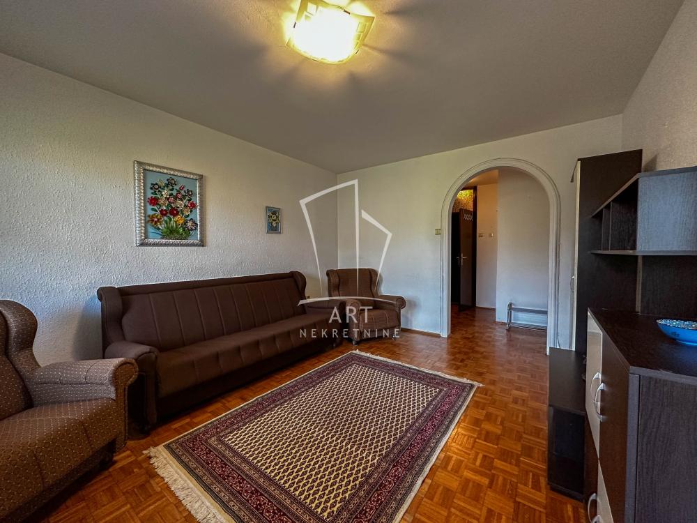 Stan na prodaju u Beogradu, Banovo brdo, dvoiposoban, 54m2, cena 158800 evra