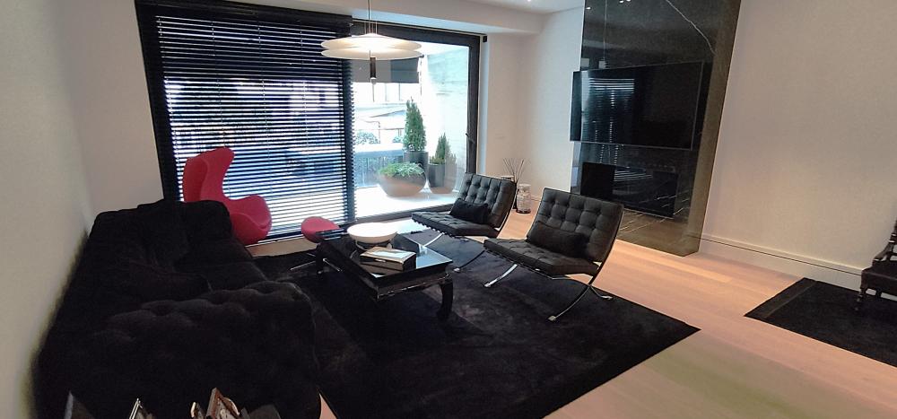 Stan na prodaju u Beogradu, Beograd (centar), trosoban, 138m2, cena 1300000 evra