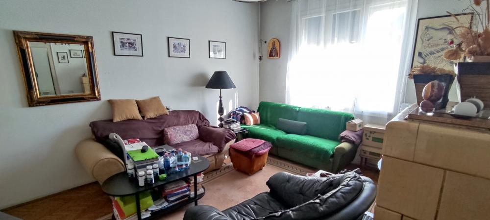 Stan na prodaju u Beogradu, Vračar, trosoban, 75m2, cena 195000 evra