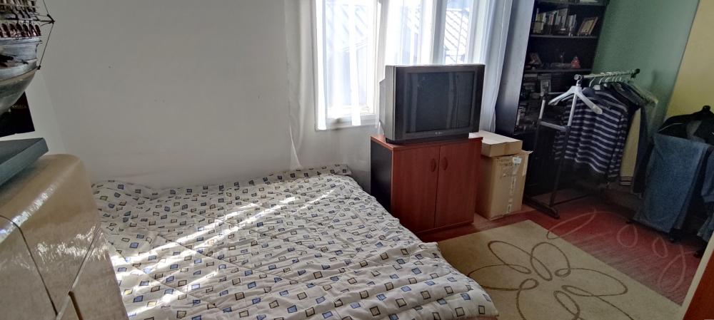 Stan na prodaju u Beogradu, Vračar, trosoban, 75m2, cena 195000 evra