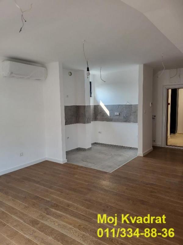 Stan na prodaju u Beogradu, Pašino brdo, troiposoban, 71m2, cena 227200 evra