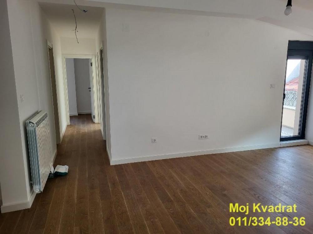 Stan na prodaju u Beogradu, Pašino brdo, troiposoban, 71m2, cena 227200 evra
