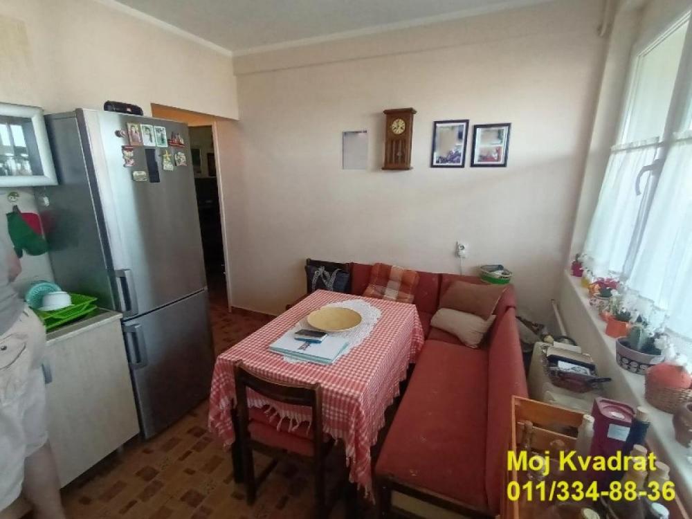 Stan na prodaju u Beogradu, Karaburma, jednosoban, 36m2, cena 97000 evra