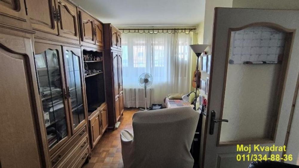 Stan na prodaju u Beogradu, Karaburma, jednosoban, 36m2, cena 97000 evra