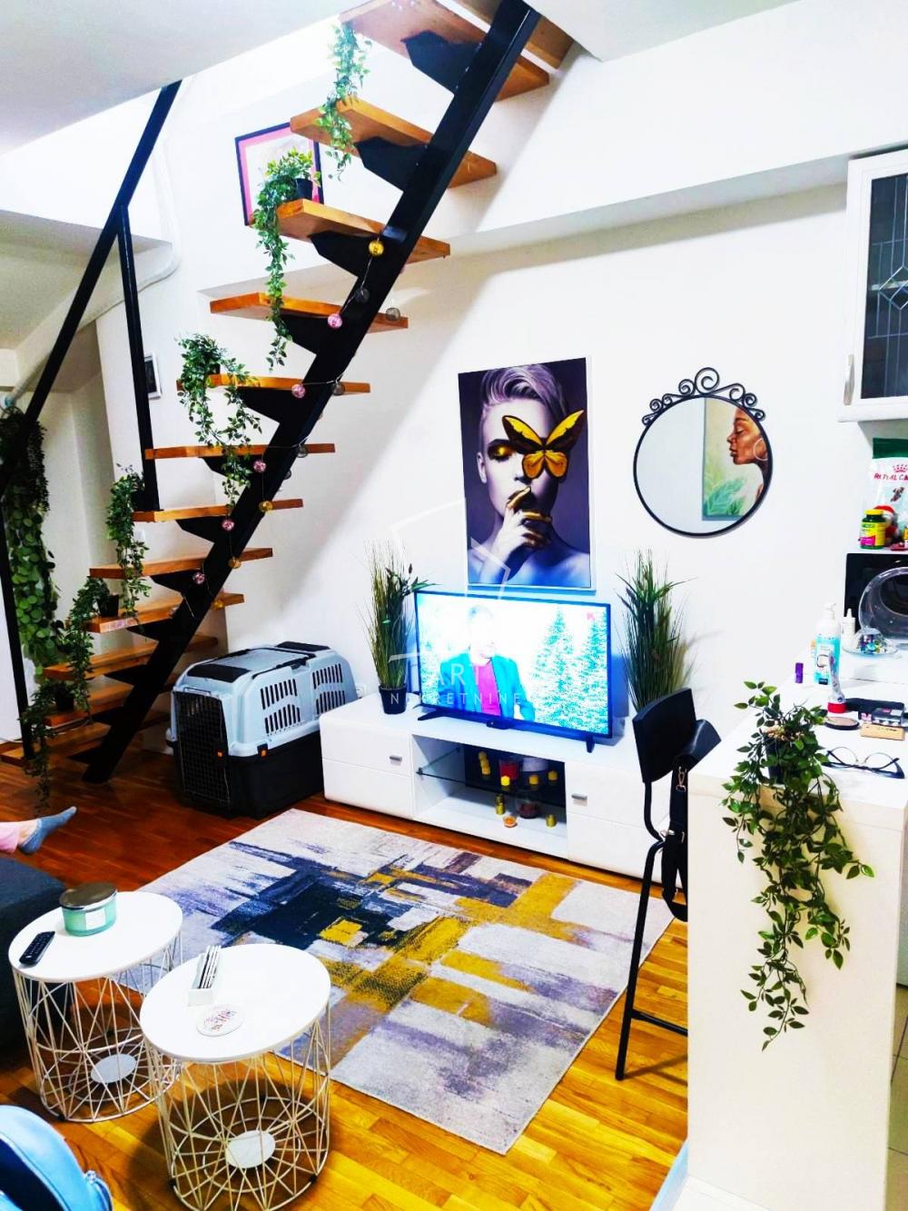 Stan na prodaju u Beogradu, Karaburma, trosoban, 40m2, cena 149000 evra
