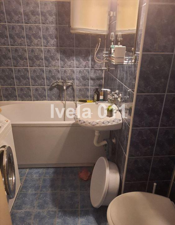 Stan na prodaju u Beogradu, Novi Beograd, trosoban, 76m2, cena 235000 evra