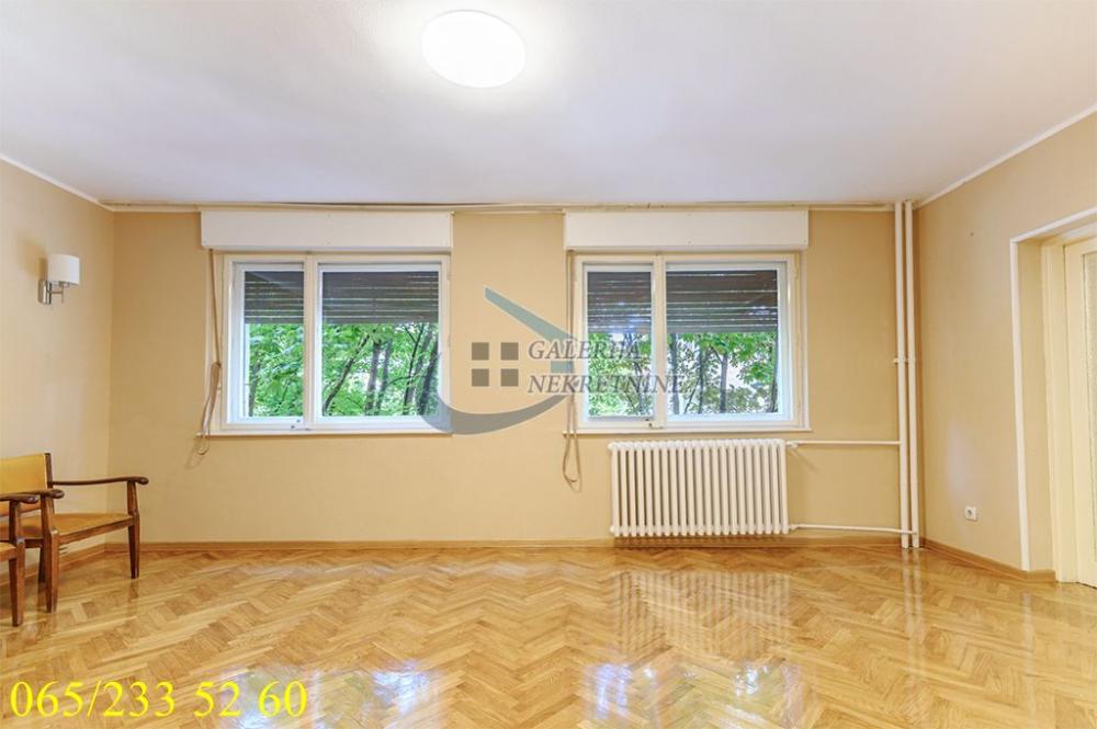 Stan na prodaju u Beogradu, 97m2, cena 420000 evra