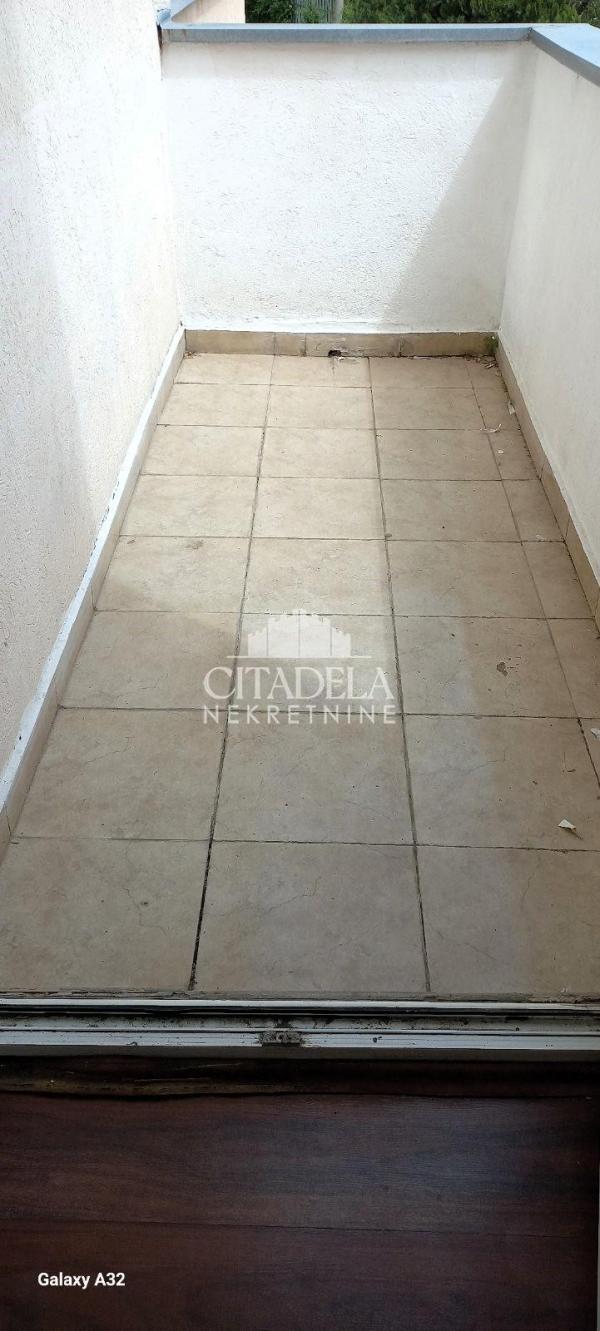 Stan na prodaju u Beogradu, Vidikovac, jednoiposoban, 39m2, cena 92000 evra