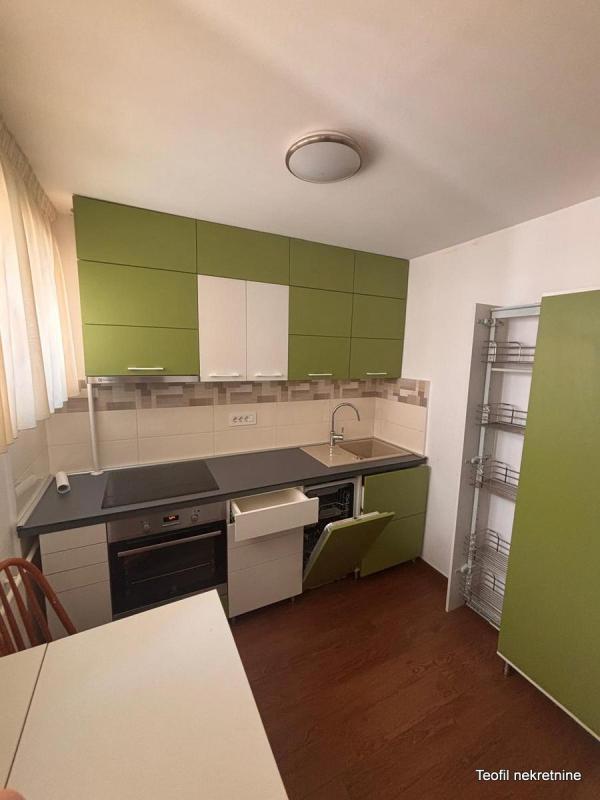 Stan na prodaju u Beogradu, Novi Beograd blok 29, jednoiposoban, 45m2, cena 173000 evra