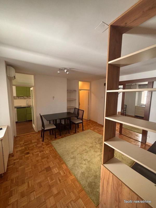 Stan na prodaju u Beogradu, Novi Beograd blok 29, jednoiposoban, 45m2, cena 173000 evra