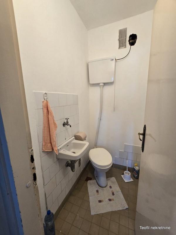 Stan na prodaju u Beogradu, Novi Beograd blok 38 (OŠ Ratko Mitrović), troiposoban, 89m2, cena 215900 evra