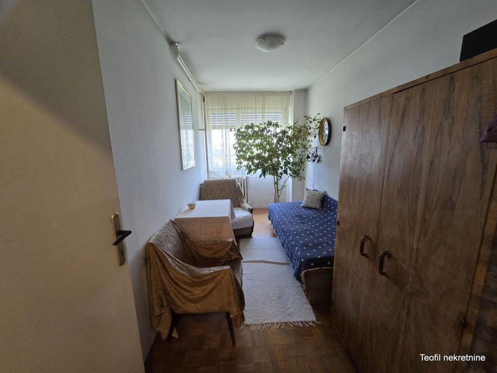 Stan na prodaju u Beogradu, Novi Beograd blok 38 (OŠ Ratko Mitrović), troiposoban, 89m2, cena 215900 evra