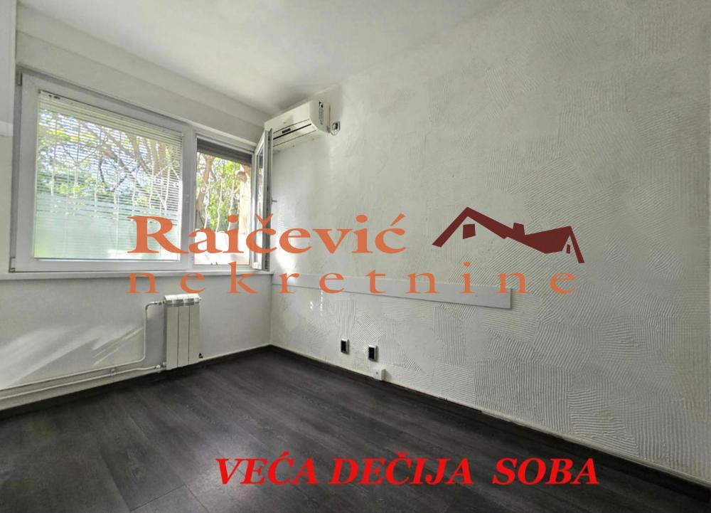 Stan na prodaju u Beogradu, Novi Beograd blok 38 (OŠ Ratko Mitrović), troiposoban, 64m2, cena 219000 evra