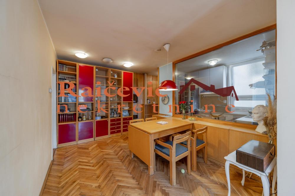 Stan na prodaju u Beogradu, Beograd (centar), troiposoban, 71m2, cena 240000 evra