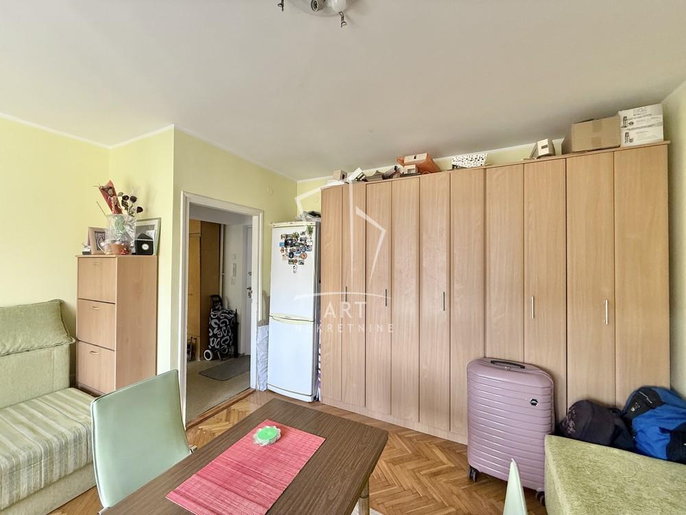 Stan na prodaju u Beogradu, Autokomanda, jednosoban, 28m2, cena 114000 evra