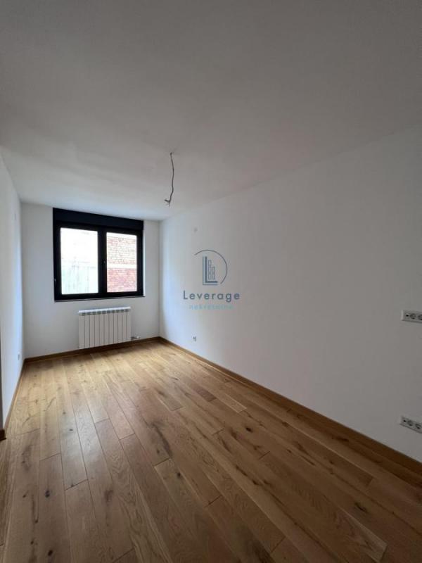 Stan na prodaju u Beogradu, Autokomanda, trosoban, 87m2, cena 234900 evra