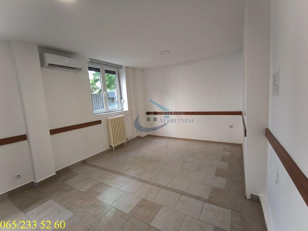 Stan na prodaju u Beogradu, Savski venac, jednosoban, 32m2, cena 120000 evra