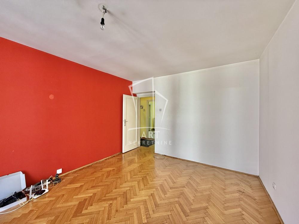 Stan na prodaju u Beogradu, Savski venac, dvosoban, 60m2, cena 250000 evra