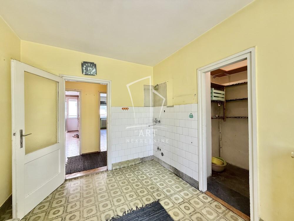 Stan na prodaju u Beogradu, Savski venac, dvosoban, 60m2, cena 250000 evra