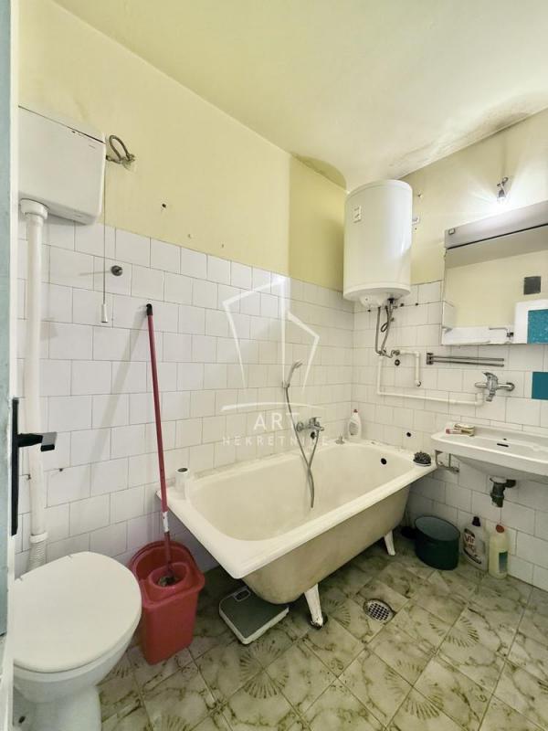 Stan na prodaju u Beogradu, Savski venac, dvosoban, 60m2, cena 250000 evra
