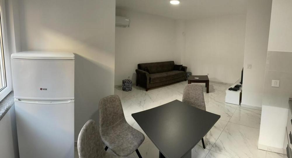 Stan na prodaju u Beogradu, Gornji grad, jednoiposoban, 45m2, cena 155000 evra
