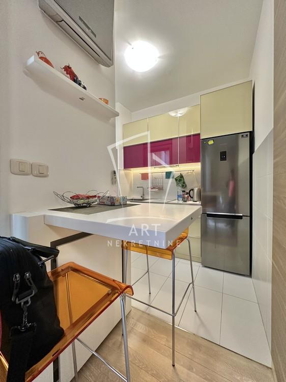 Stan na prodaju u Beogradu, Vračar (Hram), jednosoban, 31m2, cena 175000 evra