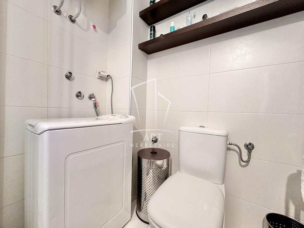 Stan na prodaju u Beogradu, Vračar (Hram), jednosoban, 31m2, cena 175000 evra